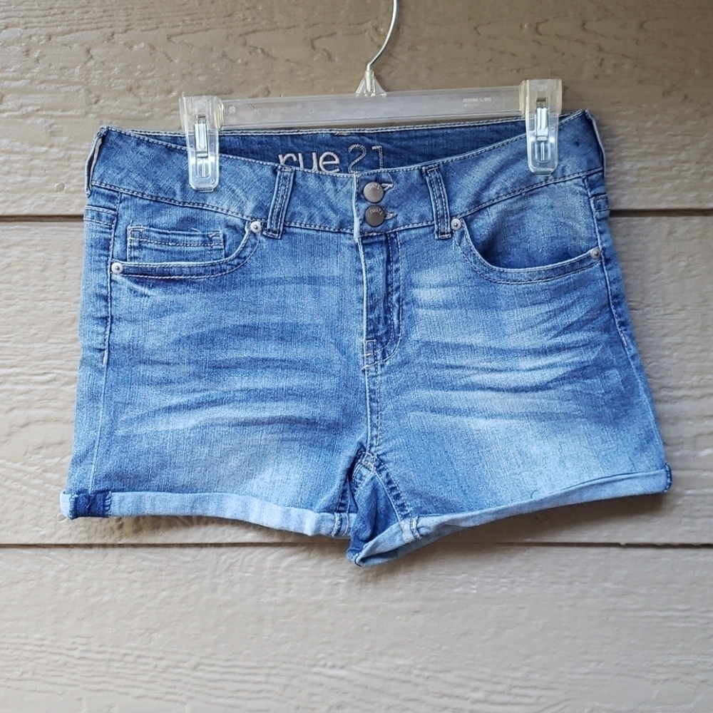 Rue 21 stretch cuff denim shorts 9/10